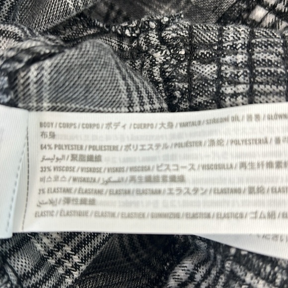 Hollister - Grey Plaid Button Up Pocket Adjustable Strap Jumpsuit Size Small - Picture 12 of 12